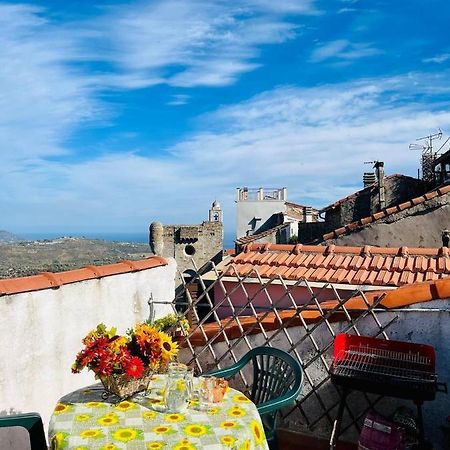 Apartmán Ca' De Raffe' Lingueglietta Exteriér fotografie