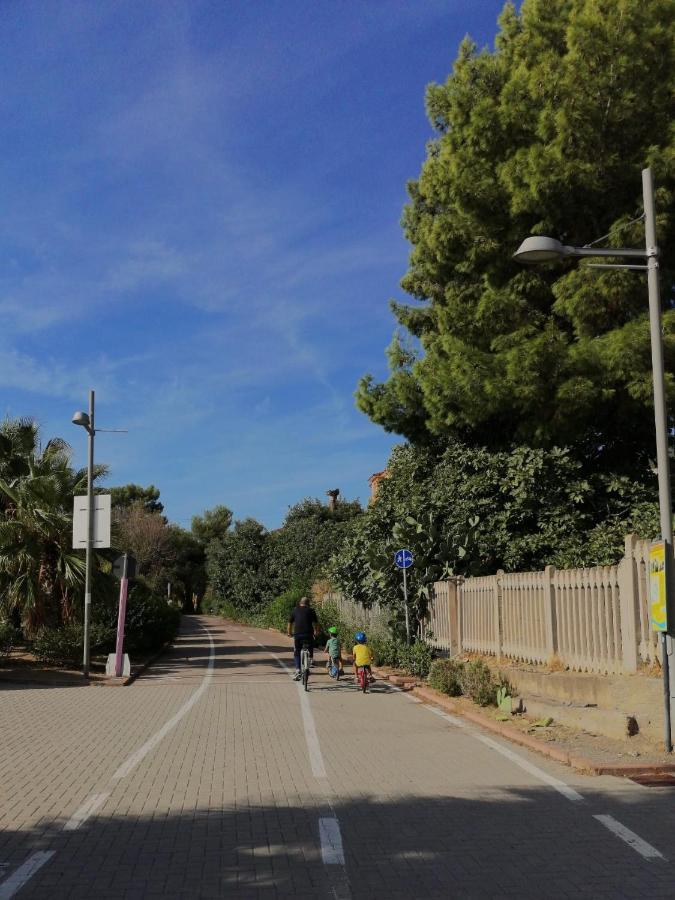 Apartmán Ca' De Raffe' Lingueglietta Exteriér fotografie